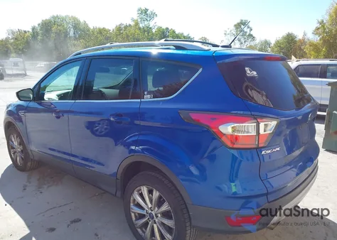 2017 Ford Escape Titanium из США, поврежденный, VIN 1FMCU9JD5HUB55814